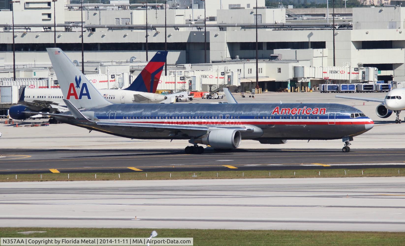 N357AA, 1988 Boeing 767-323 C/N 24038, American