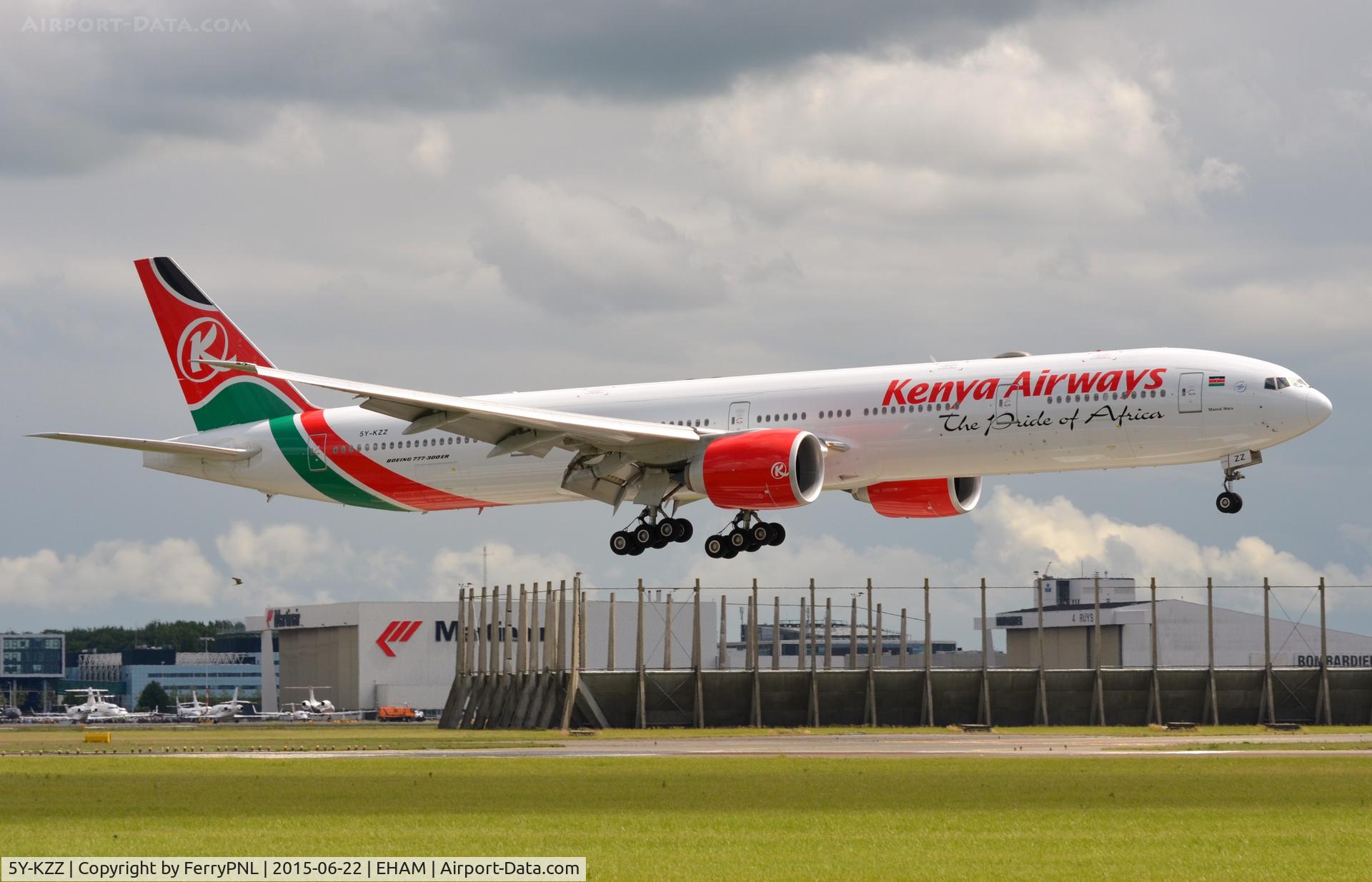 5Y-KZZ, 2013 Boeing 777-36N/ER C/N 41818, Kenya B773 landing in AMS