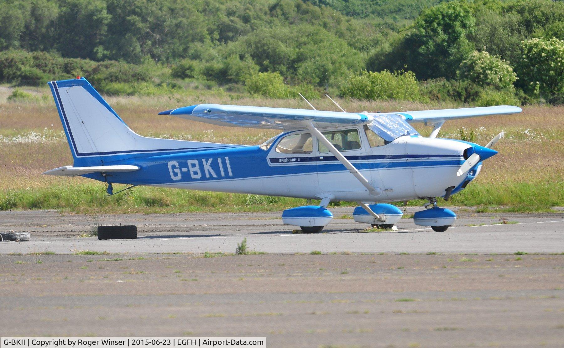 G-BKII, 1975 Reims F172M ll Skyhawk C/N 1370, Visiting Reims/Cessna Skyhawk II.