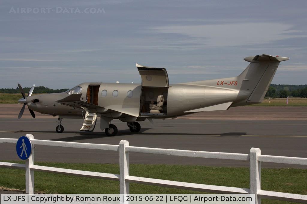 LX-JFS, 2011 Pilatus PC-12/47E C/N 1314, Parked