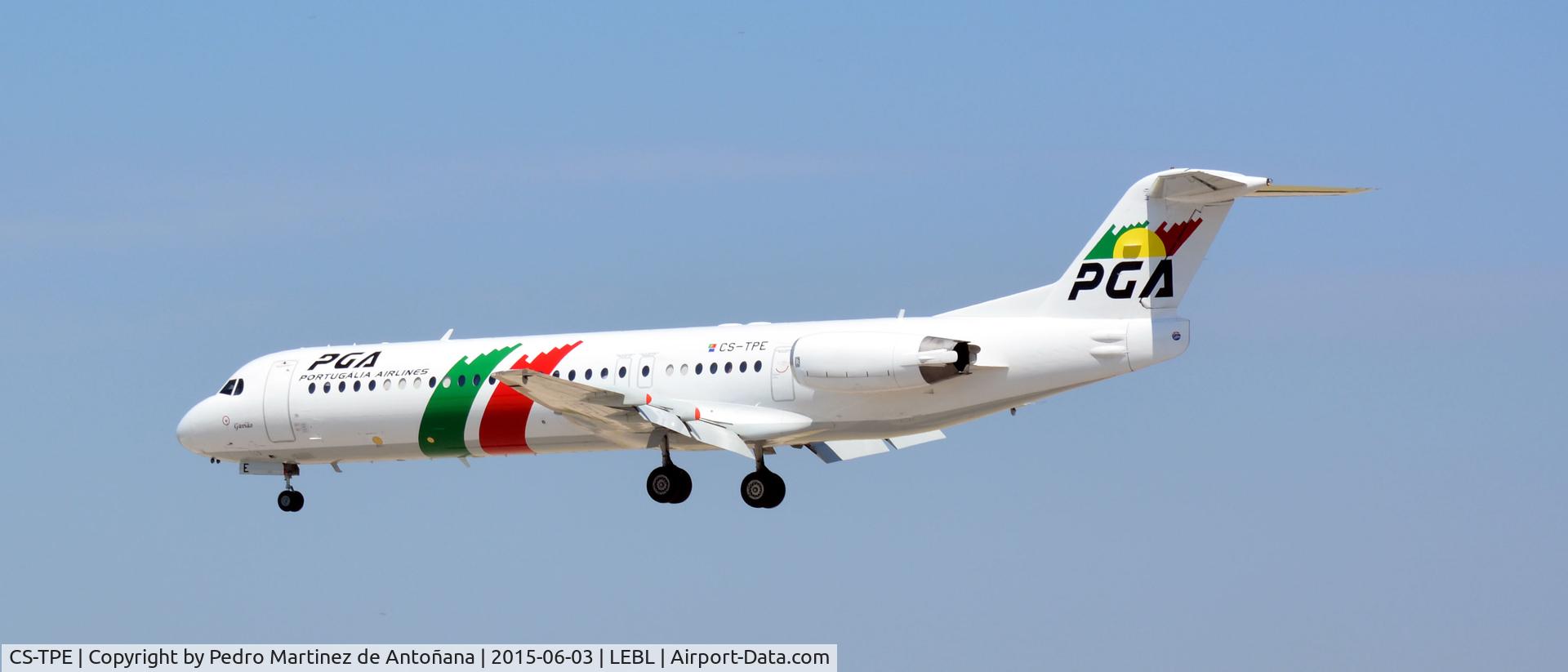CS-TPE, 1991 Fokker 100 (F-28-0100) C/N 11342, El Prat Barcelona - España
