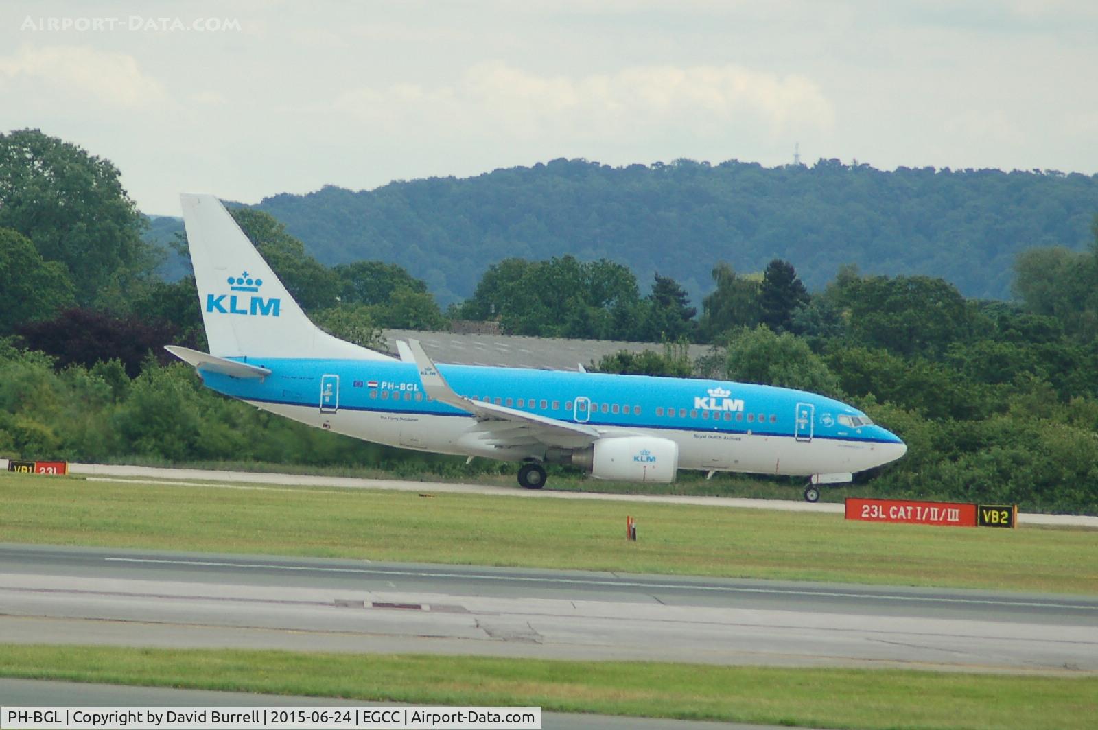 PH-BGL, 2010 Boeing 737-7K2 C/N 30369, KLM Boeing 737-7K2 taking off from Manchester Airport.
