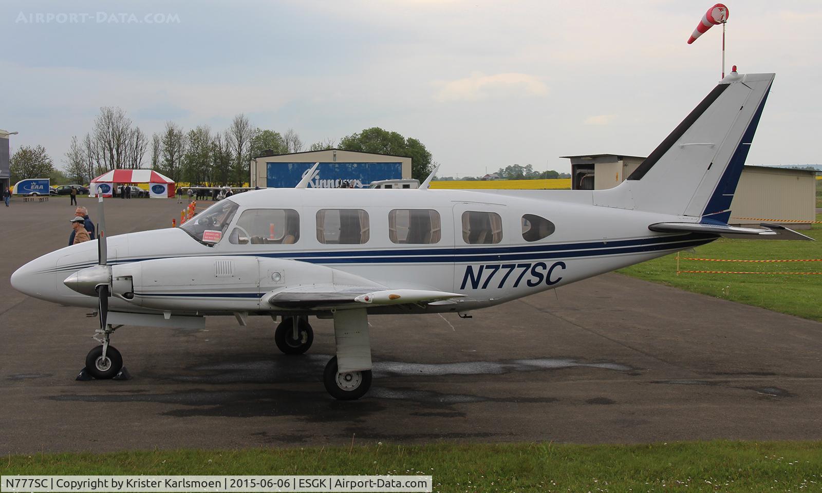 N777SC, 1969 Piper PA-31-310 Navajo C/N 31-596, EAA Fly In 2015.