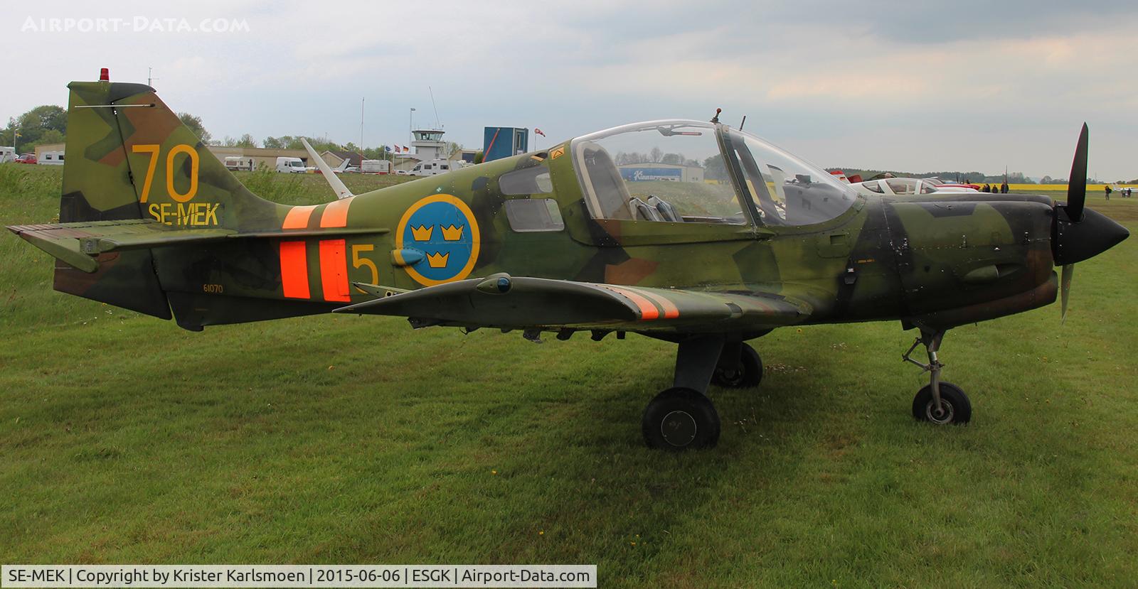 SE-MEK, 1972 Scottish Aviation Bulldog Series 100 Model 101 C/N BH100/188, Former Swedish Army. EAA Fly In 2015.