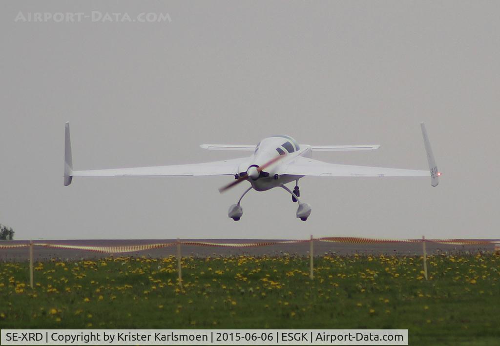 SE-XRD, 2006 Co-Z Cozy Mark III C/N 124-524, EAA Fly In 2015.