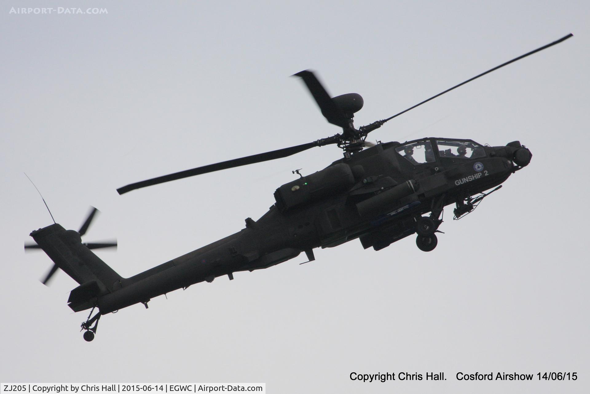 ZJ205, Westland Apache AH.1 C/N DU039/WAH039, displaying at the 2015 Cosford Airshow