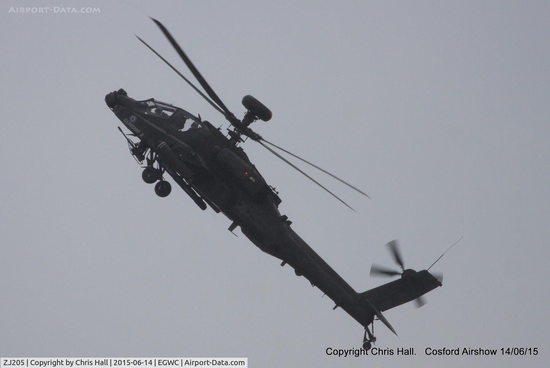 ZJ205, Westland Apache AH.1 C/N DU039/WAH039, displaying at the 2015 Cosford Airshow