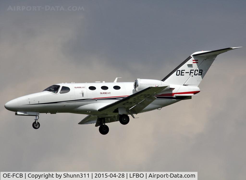 OE-FCB, 2008 Cessna 510 Citation Mustang Citation Mustang C/N 510-0044, Landing rwy 32L with additional 'GlobeAir' titles
