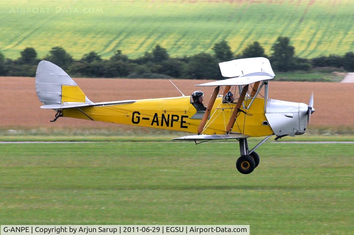 G-ANPE, 1940 De Havilland DH-82A Tiger Moth II C/N 83738, Coming in to land at Duxford.