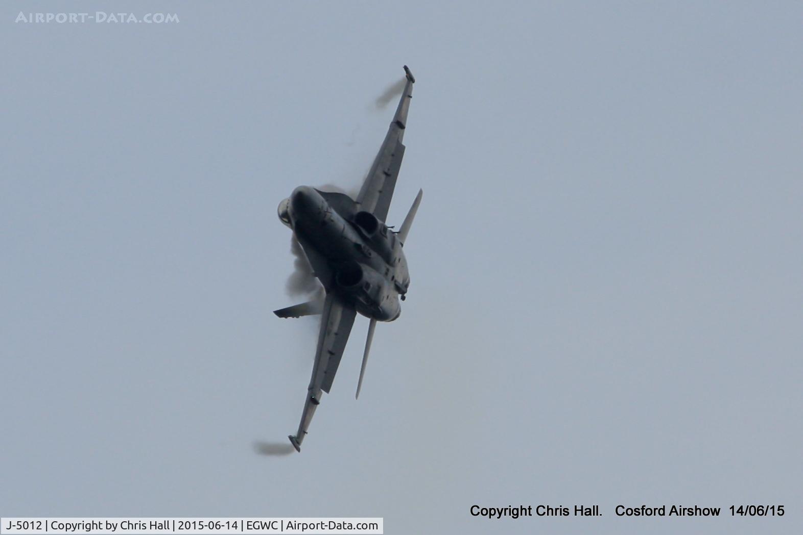 J-5012, McDonnell Douglas F/A-18C Hornet C/N 1352/SFC012, displaying at the 2015 Cosford Airshow