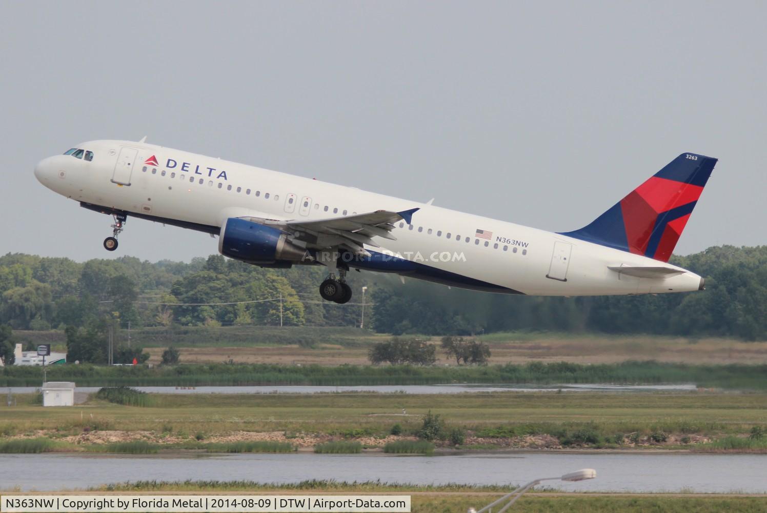 N363NW, 1998 Airbus A320-212 C/N 0923, Delta A320