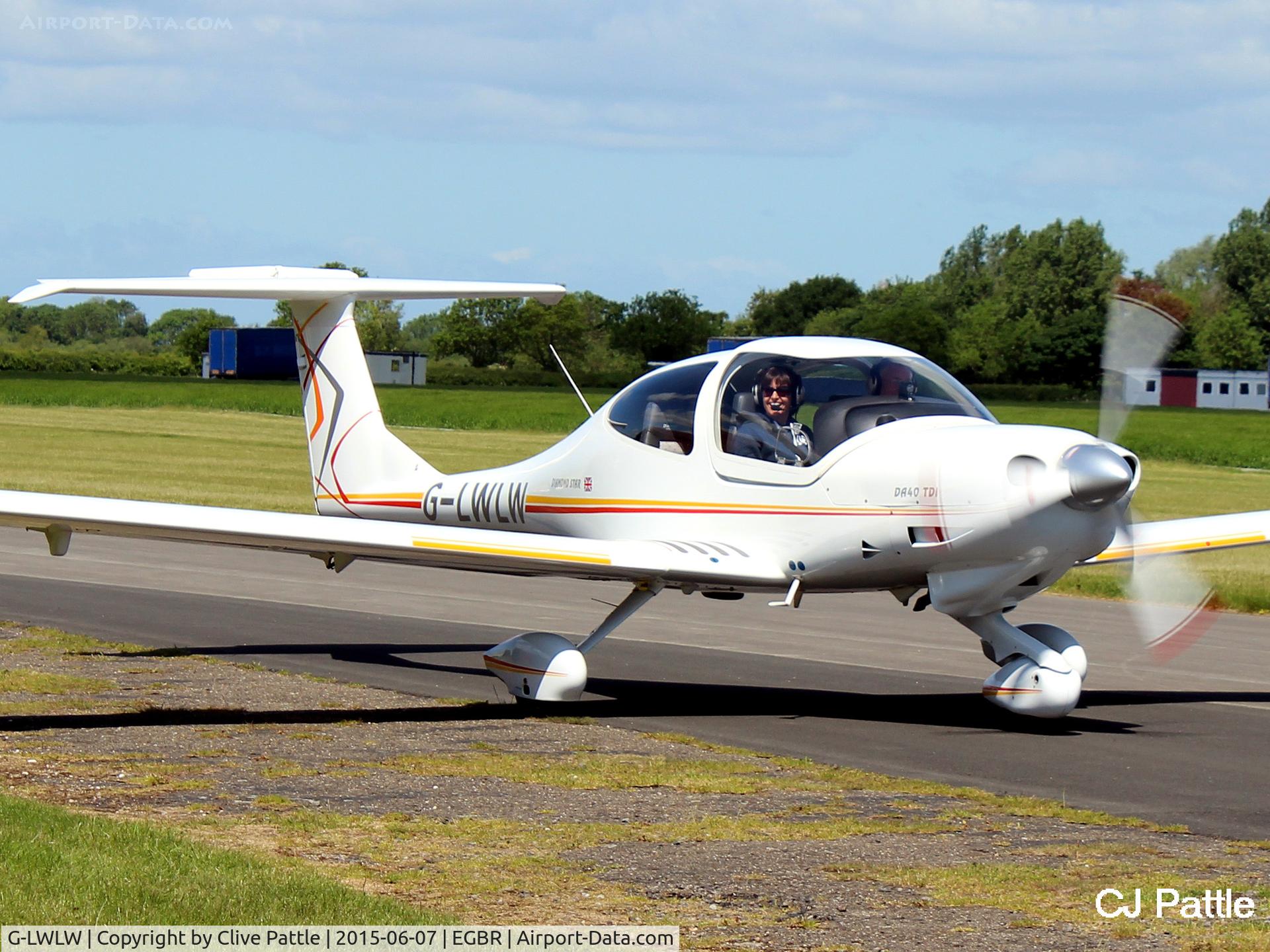G-LWLW, 2003 Diamond DA-40D Diamond Star C/N D4.052, At The Real Aeroplane Company Ltd Radial Fly-In, Breighton Airfield, Yorkshire, U.K.  - EGBR