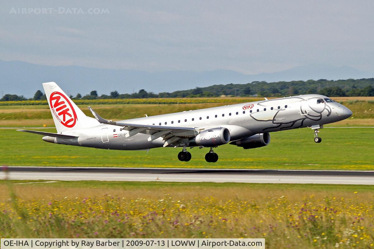 OE-IHA, 2009 Embraer 190LR (ERJ-190-100LR) C/N 19000285, Embraer Emb-190-100LR [19000285] (flyniki) Vienna-Schwechat~OE 13/07/2009