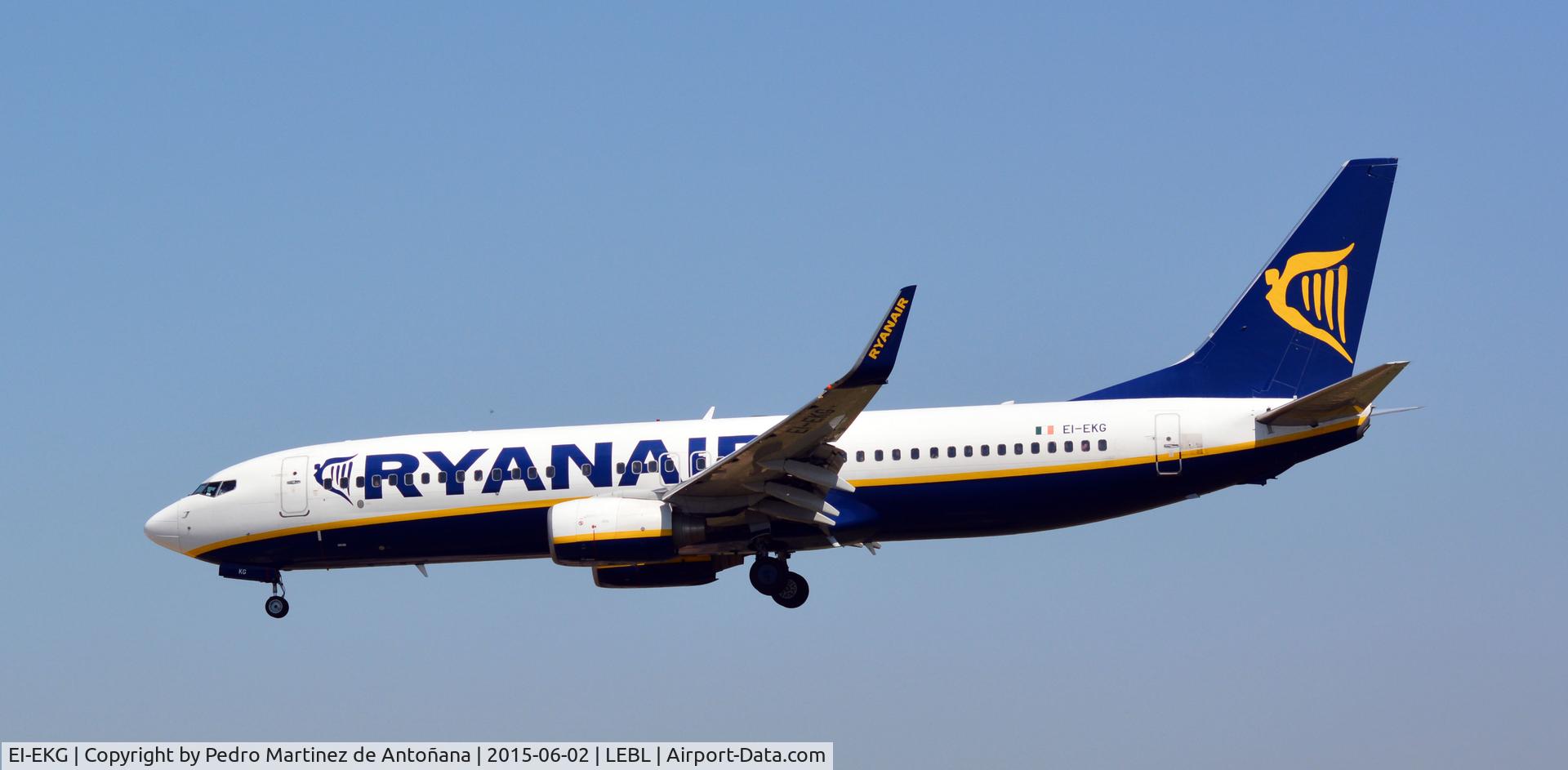 EI-EKG, 2010 Boeing 737-8AS C/N 35021, El Prat Barcelona - España
