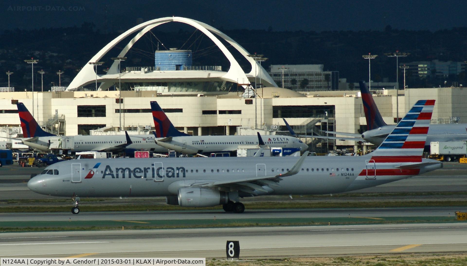 N124AA, 2014 Airbus A321-231 C/N 6271, American Airlines, seen here at Los Angeles Int'l(KLAX) shortly after arrival