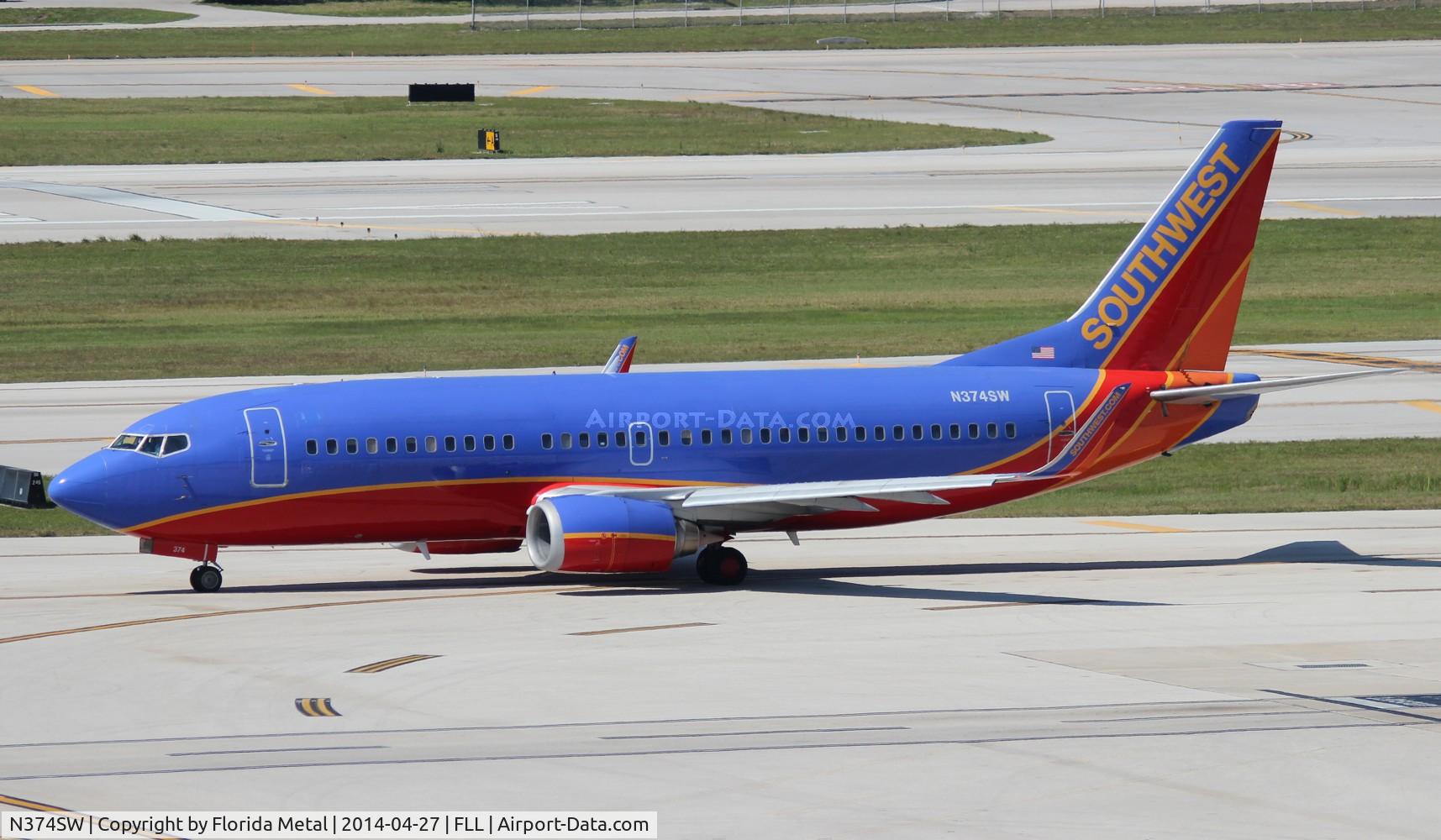 N374SW, 1993 Boeing 737-3H4 C/N 26582, Southwest