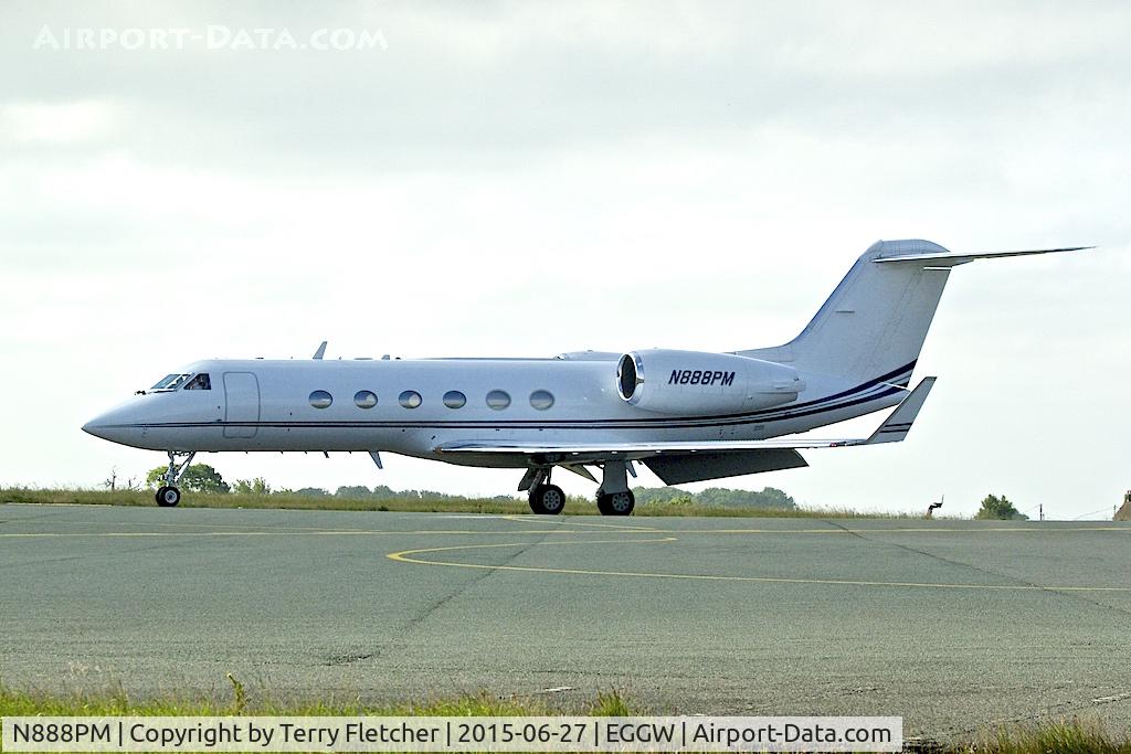 N888PM, 1992 Gulfstream Aerospace G-IV C/N 1195, 1992 Gulfstream Aerospace G-IV, c/n: 1195 at Luton