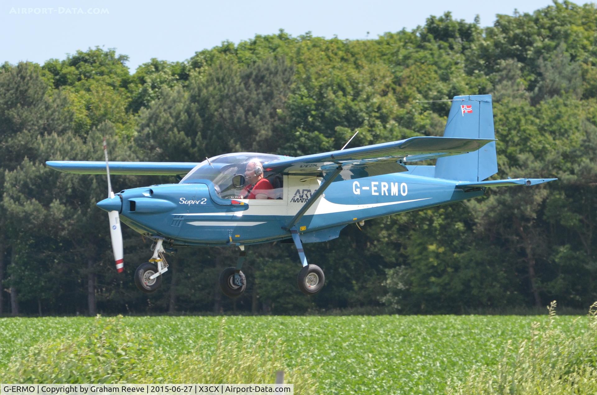 G-ERMO, 1986 ARV ARV1 Super 2 C/N 018, Landing at Northrepps.