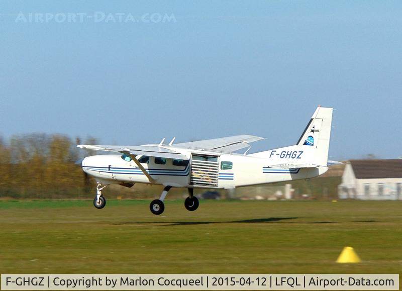 F-GHGZ, 1990 Cessna 208 Caravan I C/N 208-00188, PC-6 F-GMEL's spare