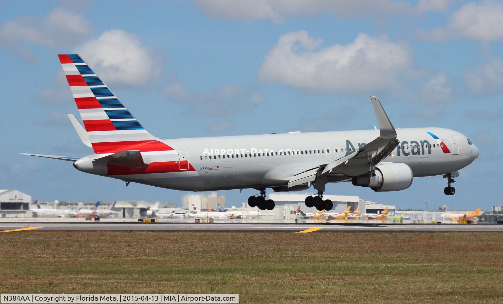 N384AA, 1993 Boeing 767-323 C/N 26996, American