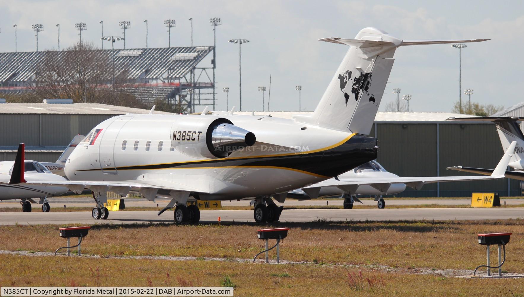 N385CT, 2004 Bombardier Challenger 604 (CL-600-2B16) C/N 5592, Caterpillar Corp