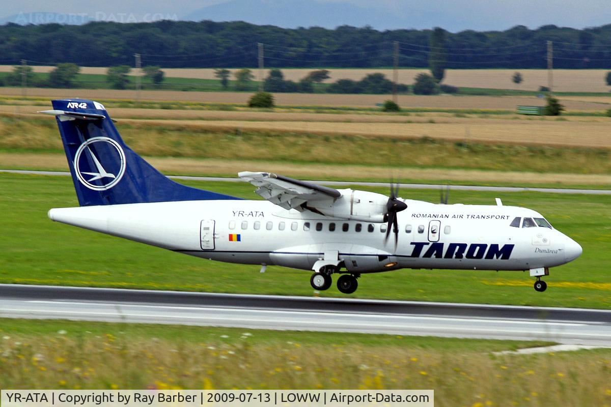 YR-ATA, 1997 ATR 42-500 C/N 566, Aerospatiale ATR-42-512 [566] (TAROM) Vienna-Schwechat~OE 13/07/2009