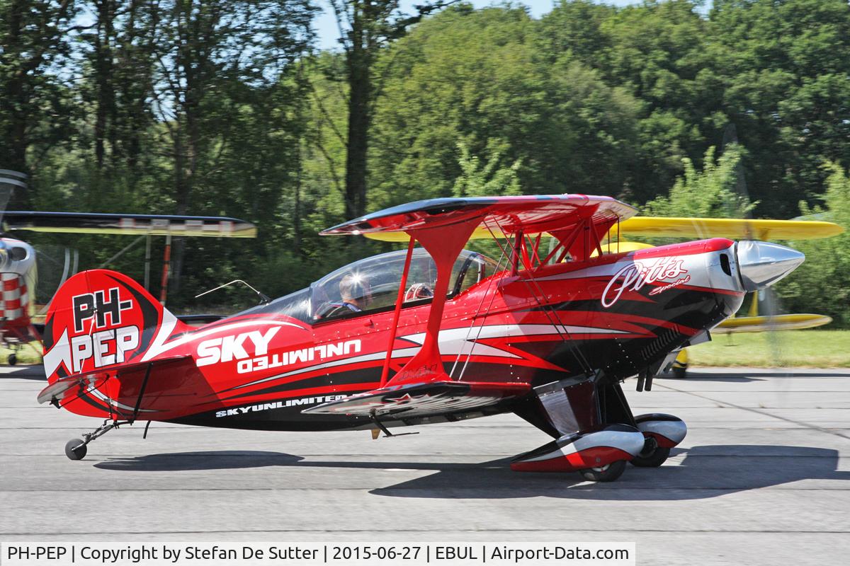 PH-PEP, Aviat Pitts S-2B Special C/N 5251, Ursel Avia 2015.