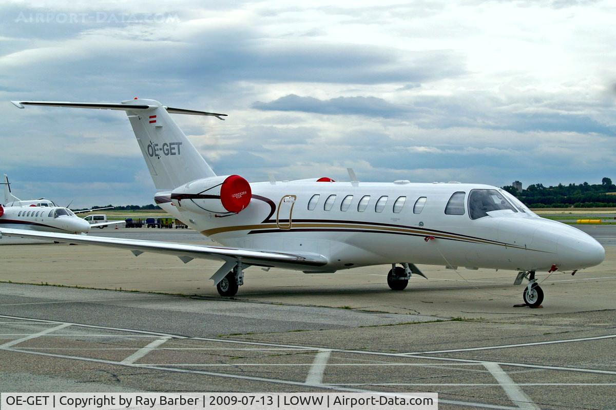OE-GET, 2008 Cessna 525B CitationJet CJ3 C/N 525B-0277, Cessna CitationJet CJ3 [525B-0277] (Airlink Luftverkehrs) Vienna-Schwechat~OE 13/07/2009