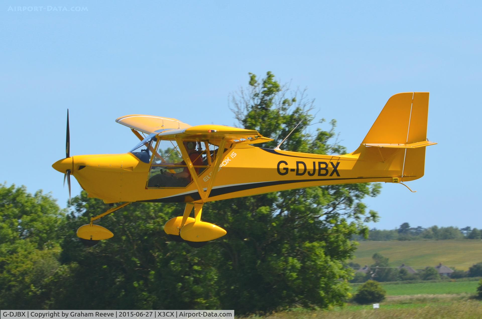 G-DJBX, 2015 Aeropro Eurofox 912(IS) C/N LAA 376-15268, Landing at Northrepps.