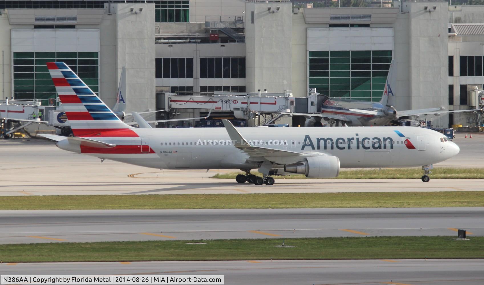 N386AA, 1994 Boeing 767-323/ER C/N 27060, American