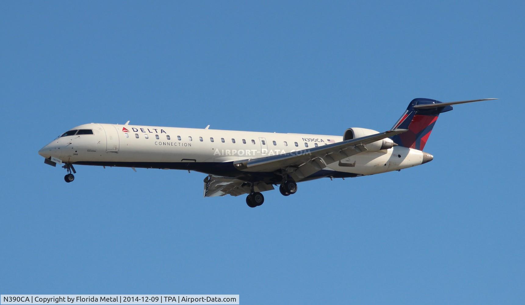 N390CA, 2003 Bombardier CRJ-701ER (CL-600-2C10) Regional Jet C/N 10106, Comair