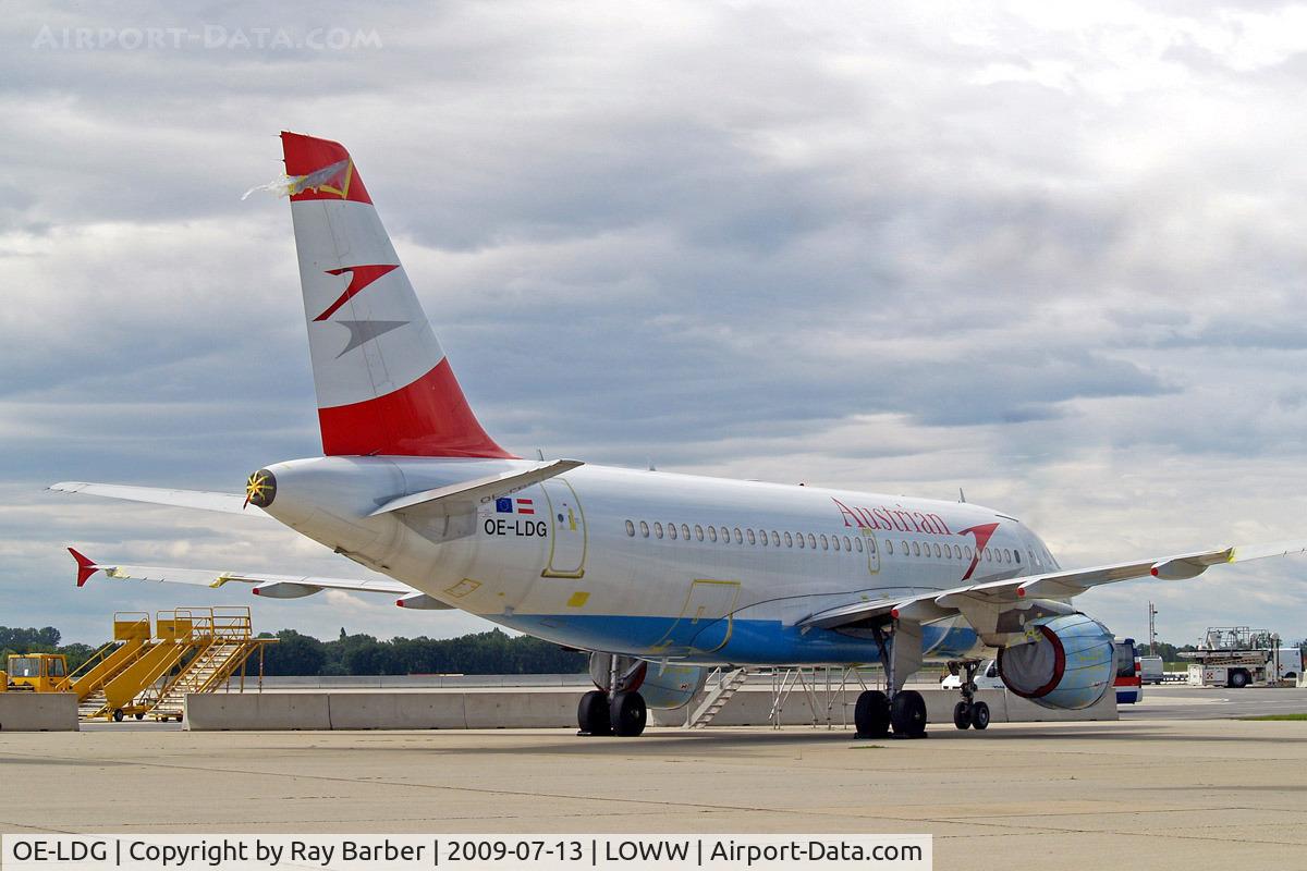 OE-LDG, 2006 Airbus A319-112 C/N 2652, Airbus A319-112 [2652] (Austrian Airlines) Vienna-Schwechat~OE 13/07/2009. Seen here in temporary storage.