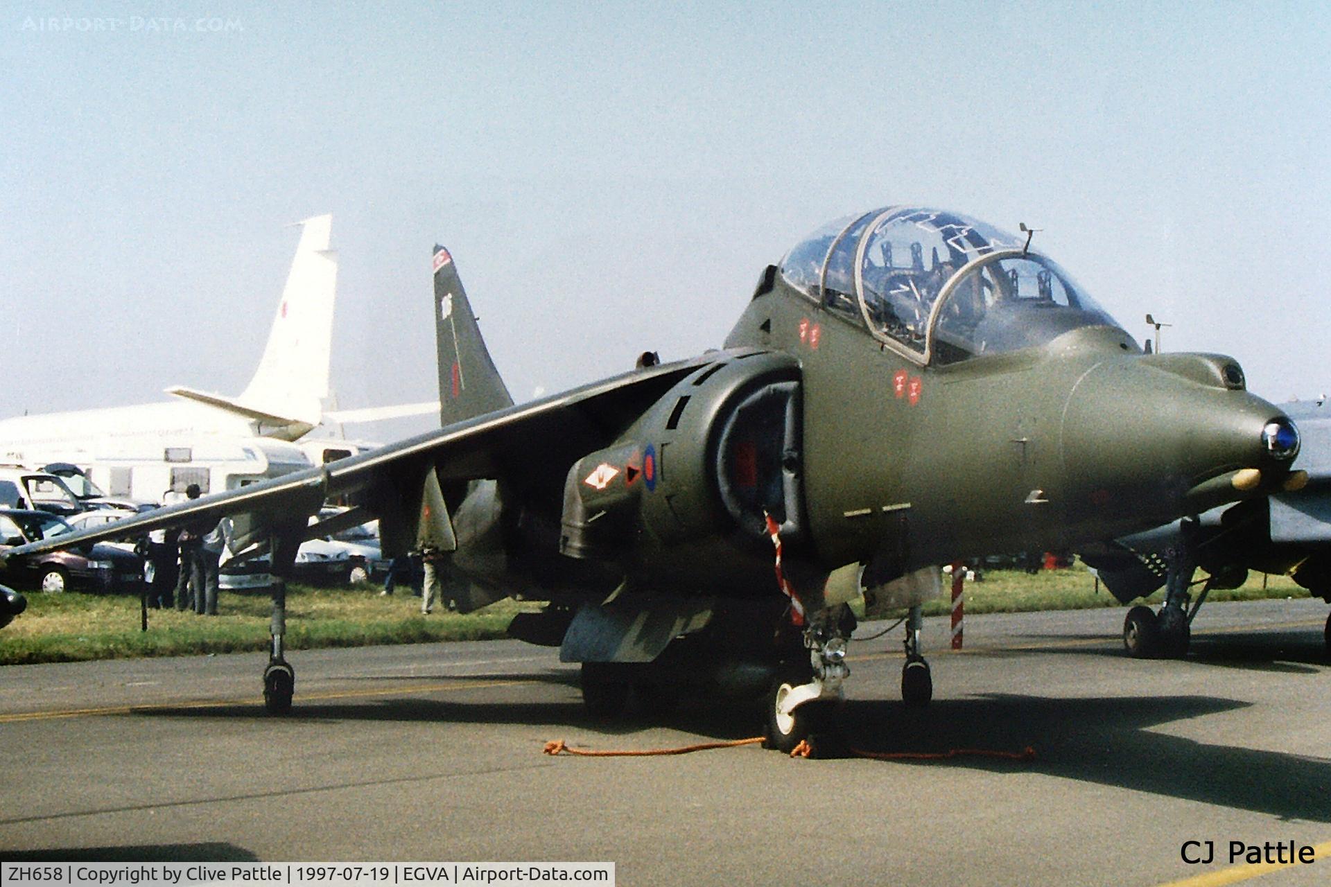 ZH658, 1994 British Aerospace Harrier T.10 C/N TX006, On display RIAT '97 when coded '106' of 1 Sqn RAF from RAF Wittering.