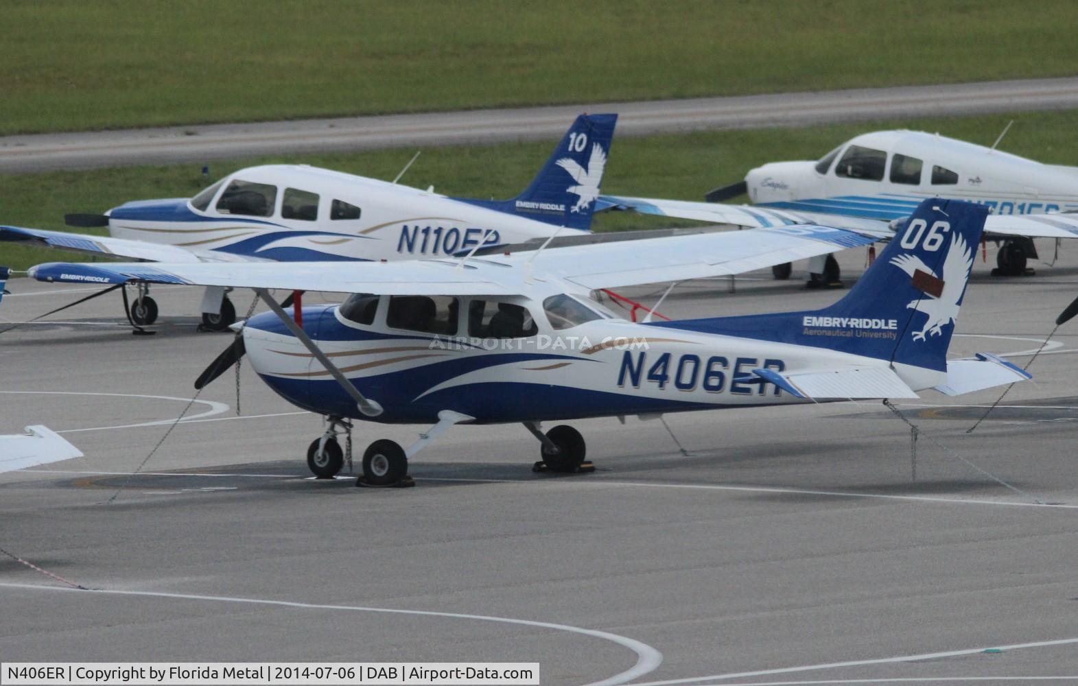 N406ER, 2014 Cessna 172S C/N 172S11437, Embry Riddle