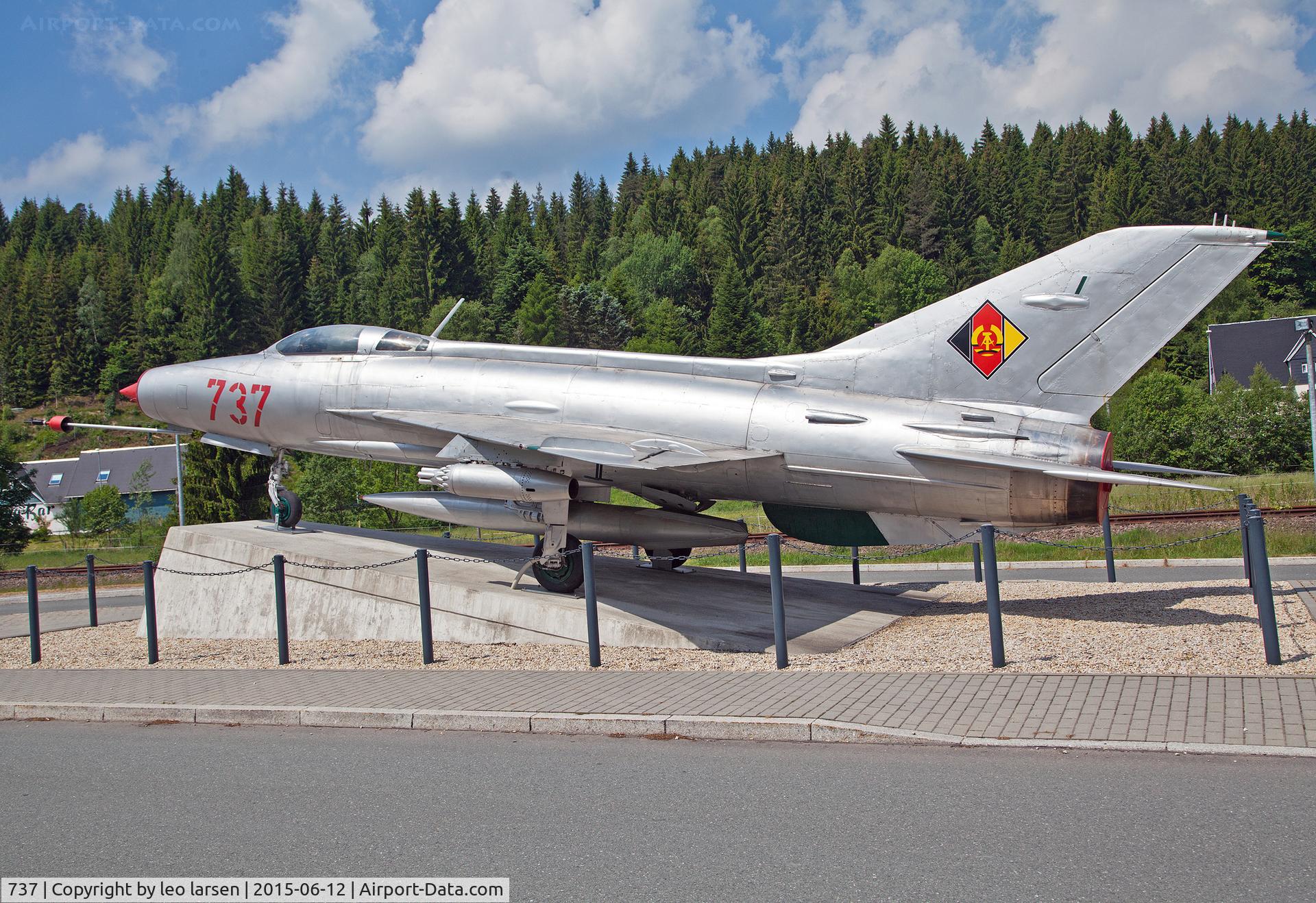 737, 1964 Mikoyan-Gurevich MiG-21F-13 C/N 74 1608, Deutsche Raumfahrtaustlllung Morgenröthe-Rautenkranz 12.6.15