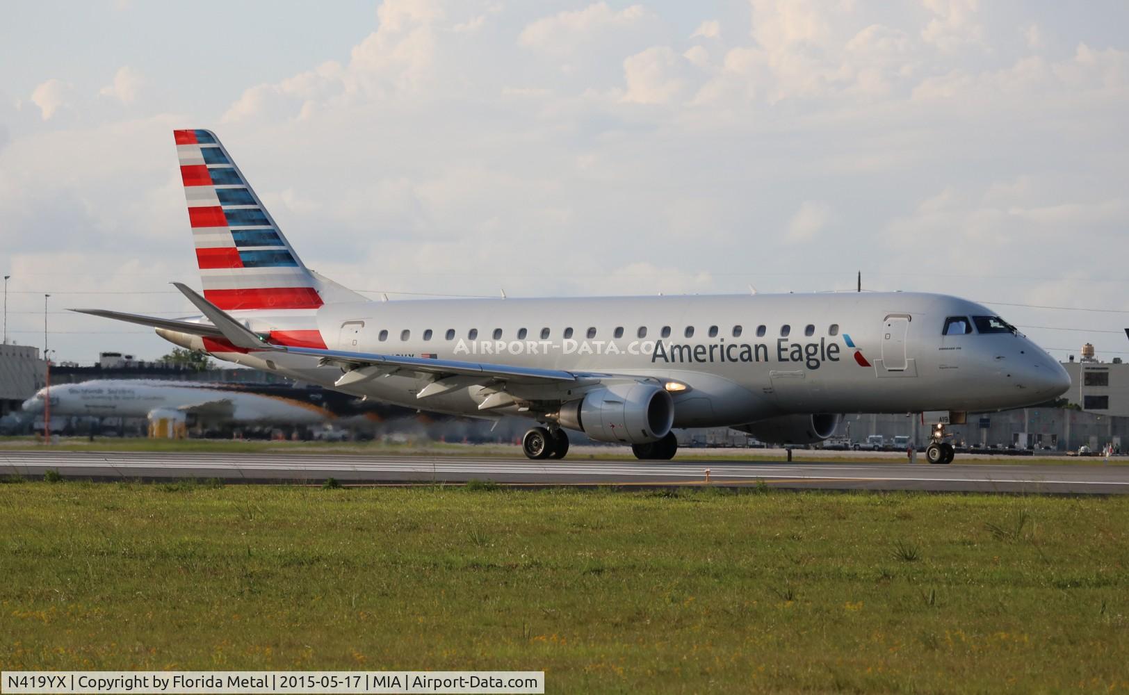 N419YX, 2013 Embraer 175LR (ERJ-170-200LR) C/N 17000384, American Eagle
