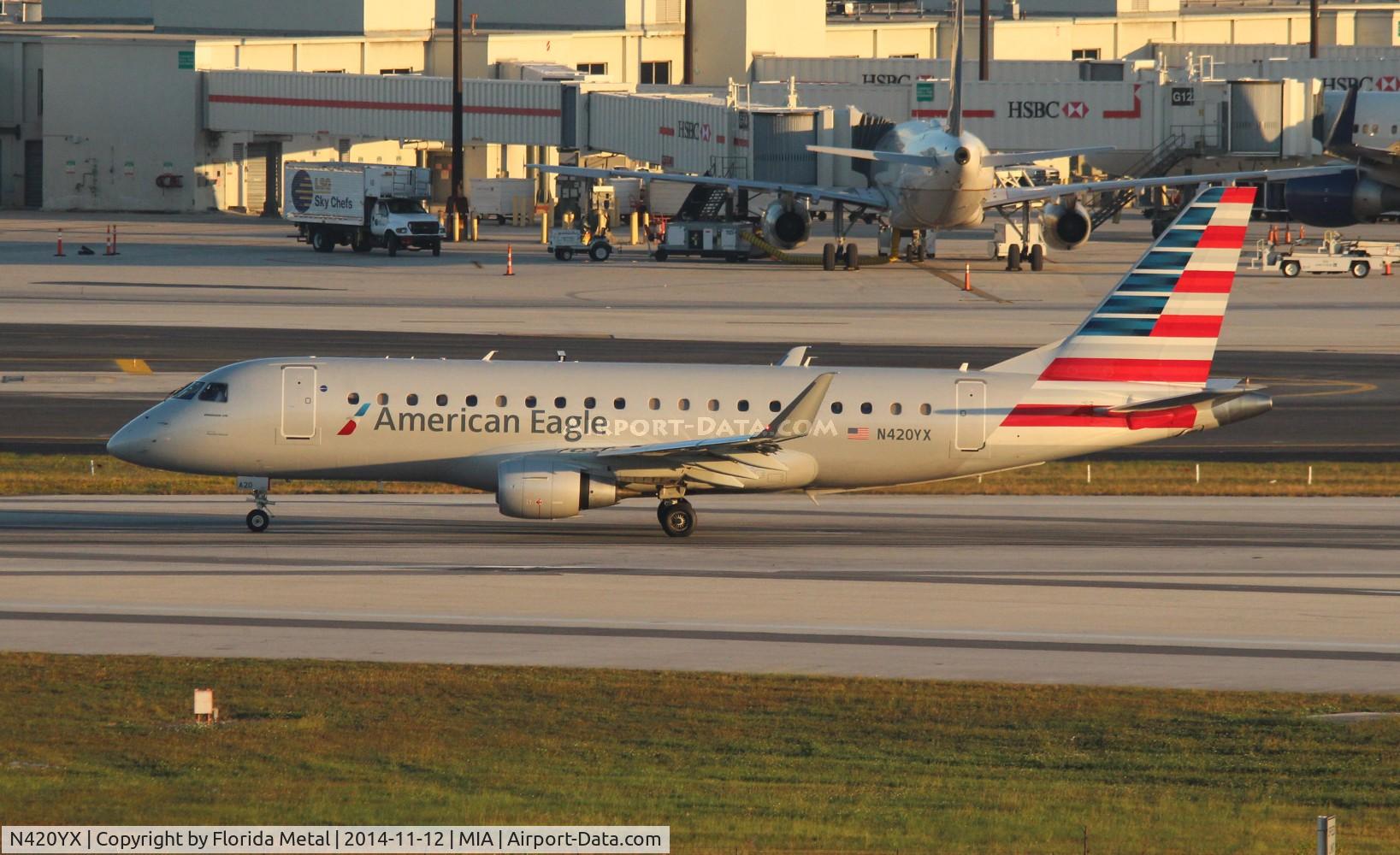 N420YX, 2014 Embraer 175LR (ERJ-170-200LR) C/N 17000385, American Eagle