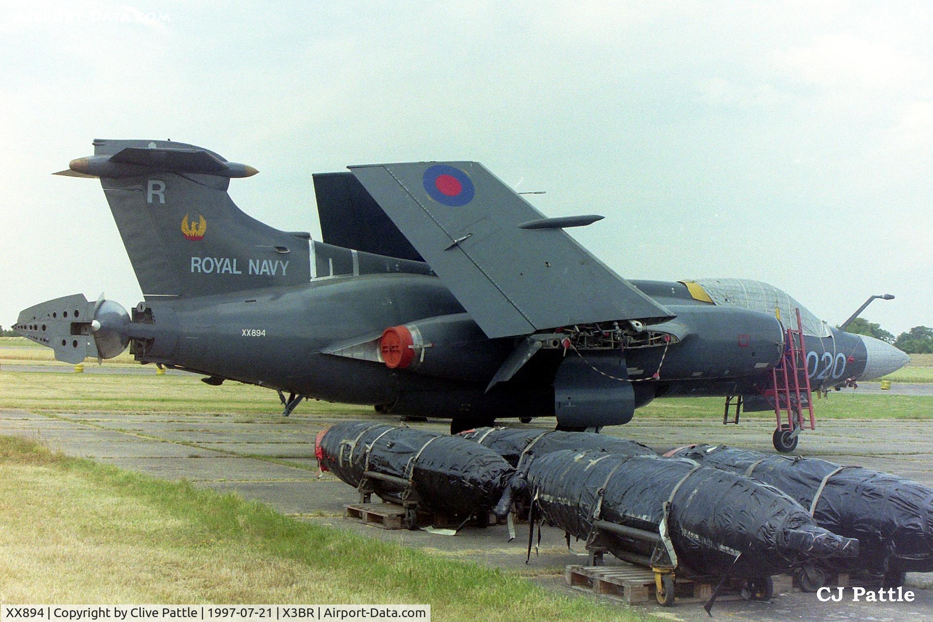 XX894, 1975 Hawker Siddeley Buccaneer S.2B C/N B3-03-74, Scanned from neg. A shot from July 1997 at Bruntingthorpe X3BR