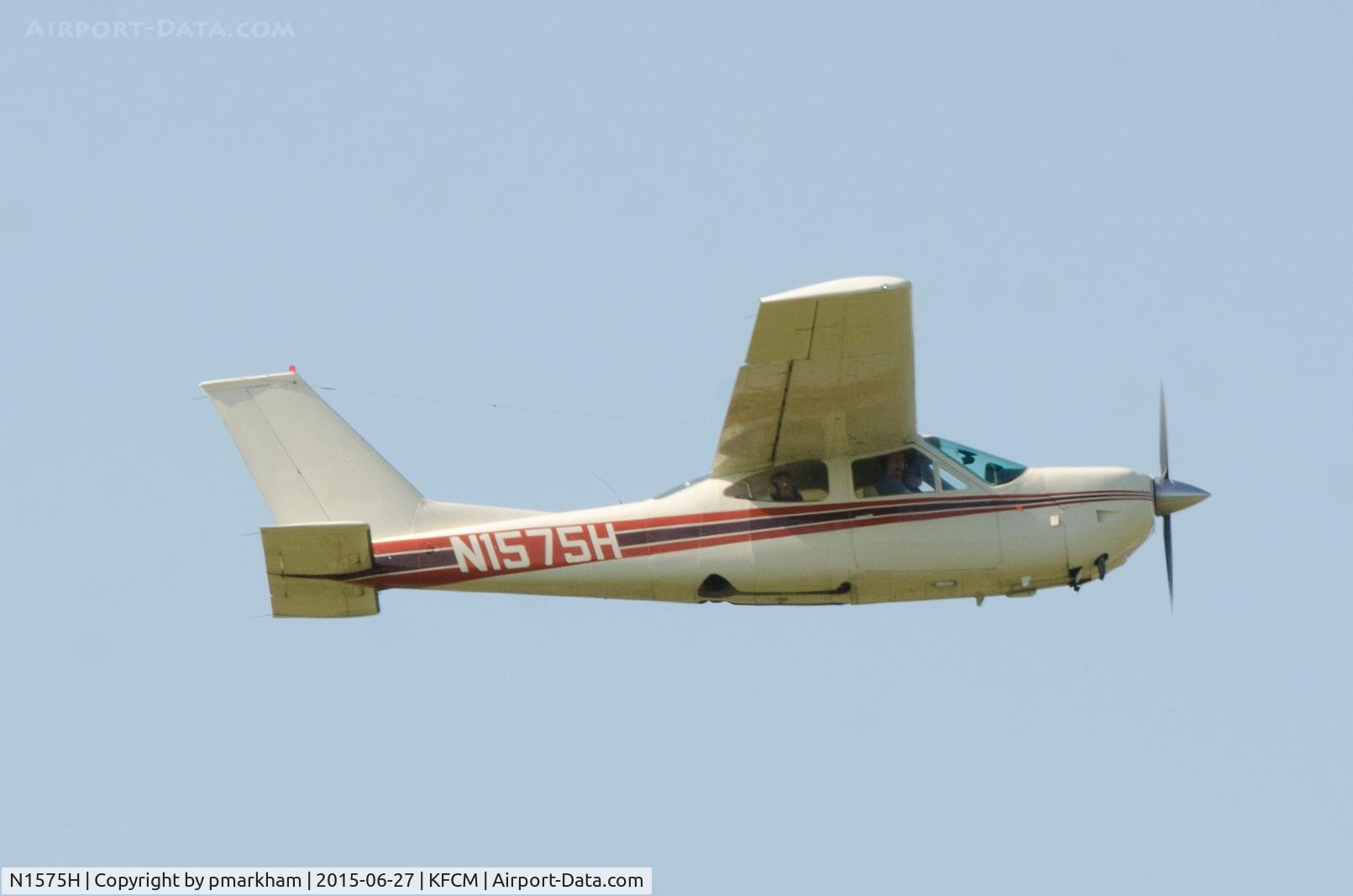 N1575H, 1975 Cessna 177RG Cardinal C/N 177RG0749, Off the departure end of Runway 28