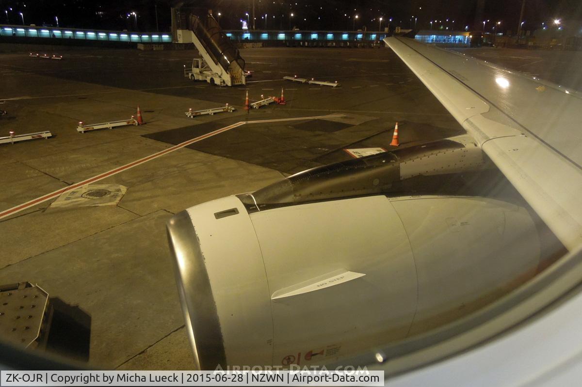 ZK-OJR, 2011 Airbus A320-232 C/N 4884, At Wellington
