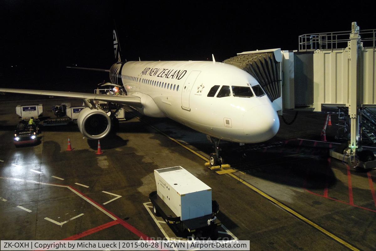 ZK-OXH, 2015 Airbus A320-232 C/N 6471, At Wellington