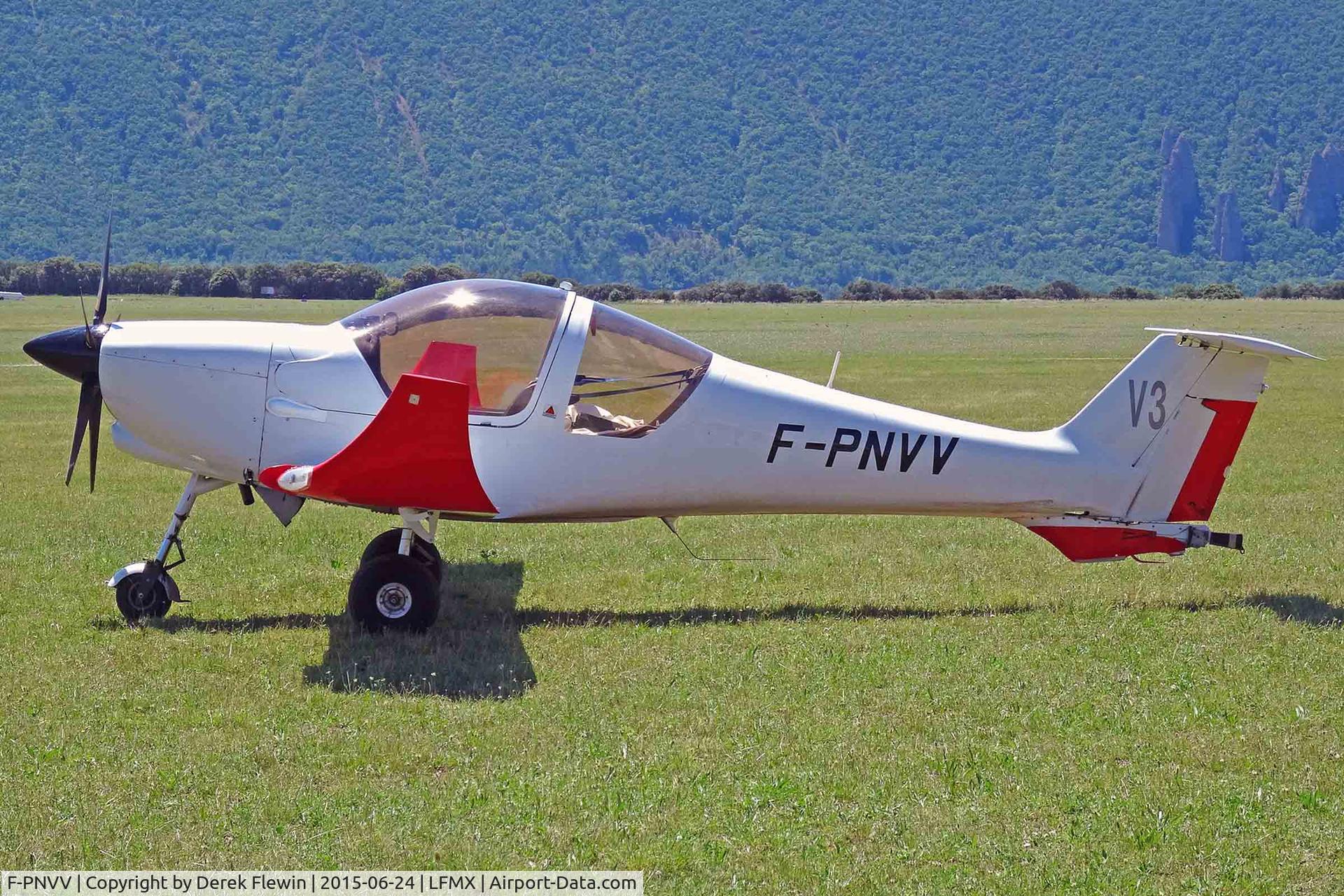 F-PNVV, Dyn'Aero MCR R180 C/N 03, MCR R180, coded V3, seen prior to starting  tugging duties.