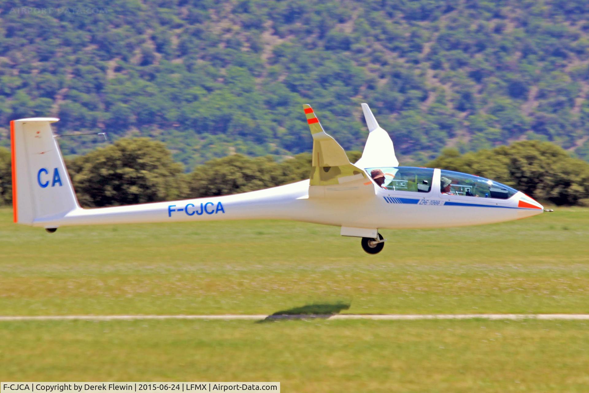 F-CJCA, DG Flugzeugbau DG-1000S C/N 10-36S35, DG-1000S, coded CA, seen departing on aerotow.