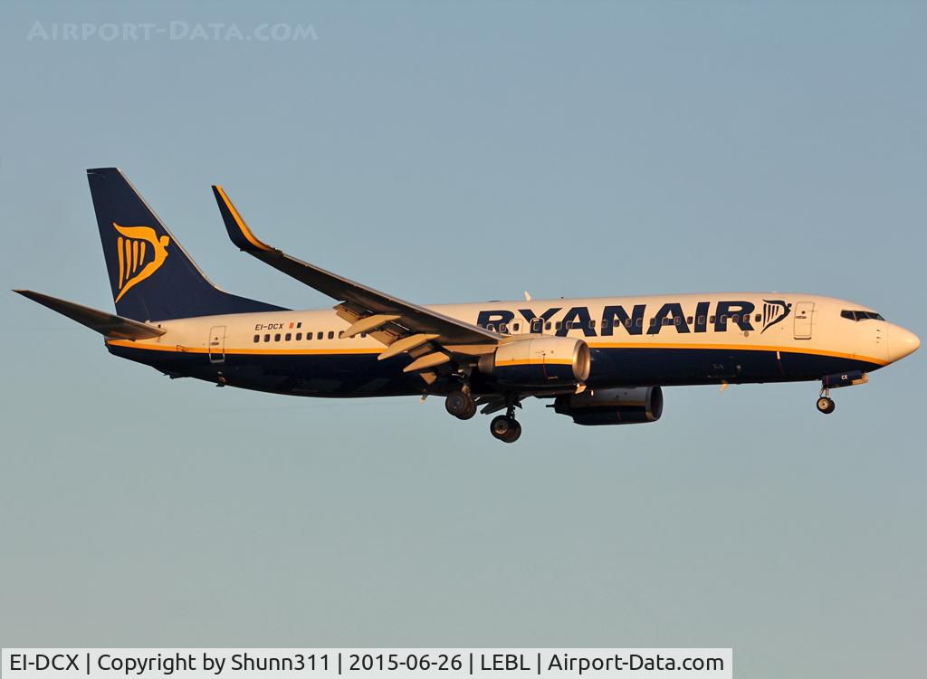 EI-DCX, 2004 Boeing 737-8AS C/N 33569, Landing rwy 25R