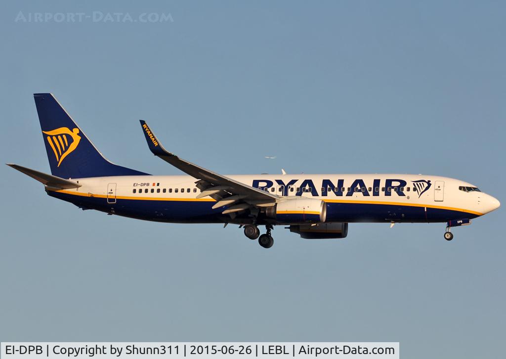 EI-DPB, 2006 Boeing 737-8AS C/N 33603, Landing rwy 25R