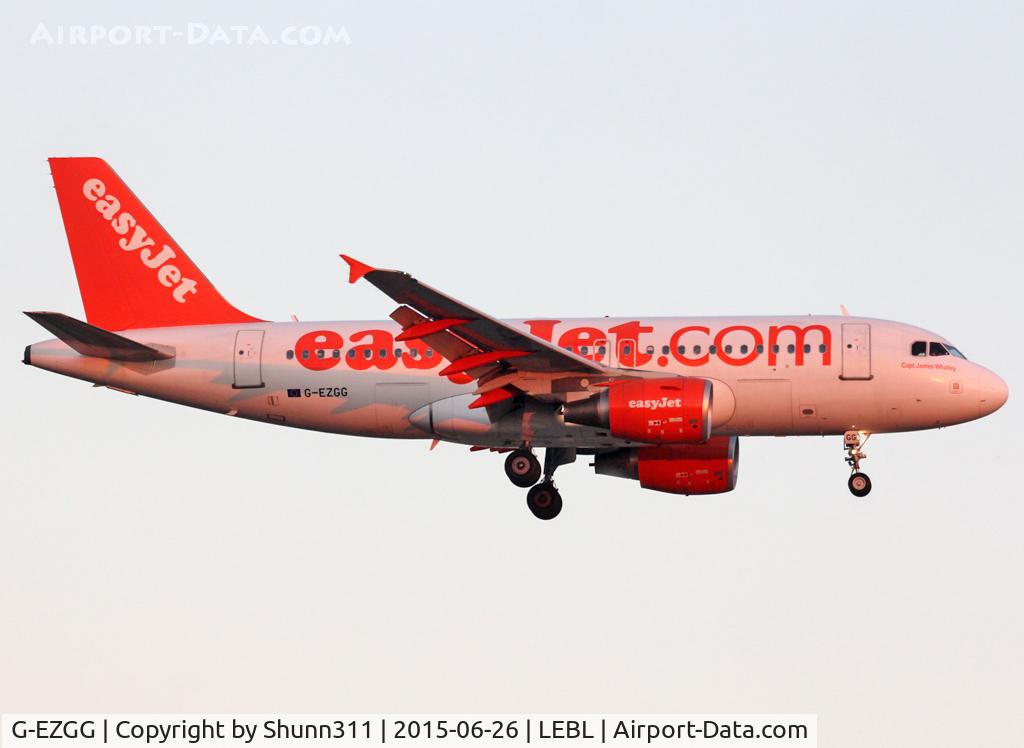 G-EZGG, 2011 Airbus A319-111 C/N 4640, Landing rwy 25R