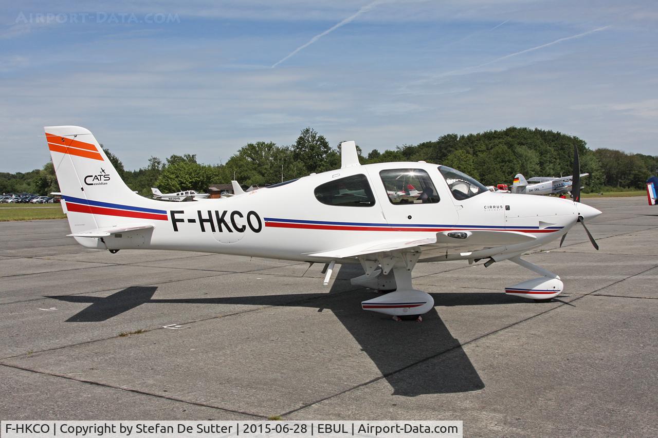 F-HKCO, 2012 Cirrus SR22 C/N 3878, Ursel Avia 2015.