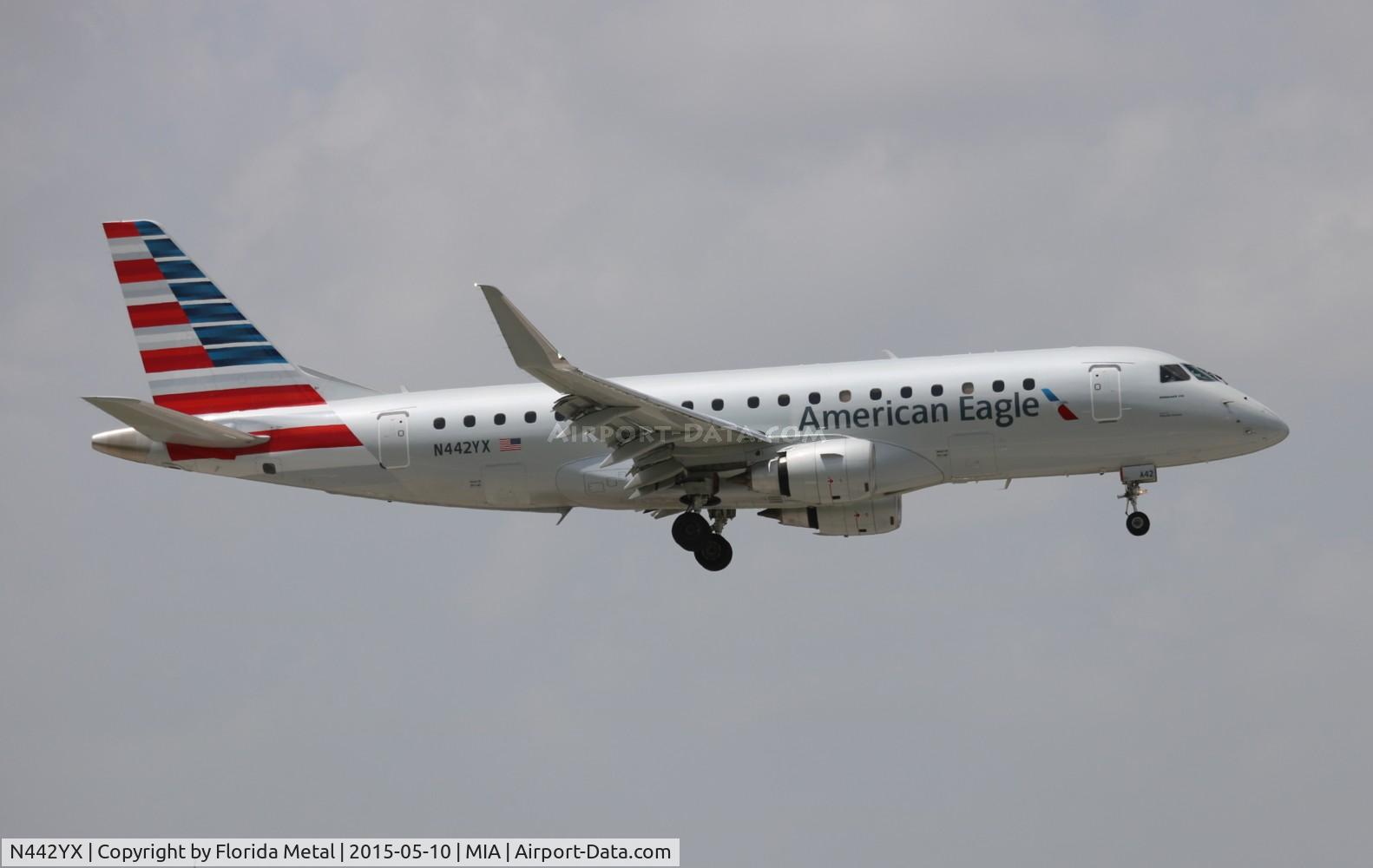 N442YX, 2015 Embraer 175LR (ERJ-170-200LR) C/N 17000446, American Eagle