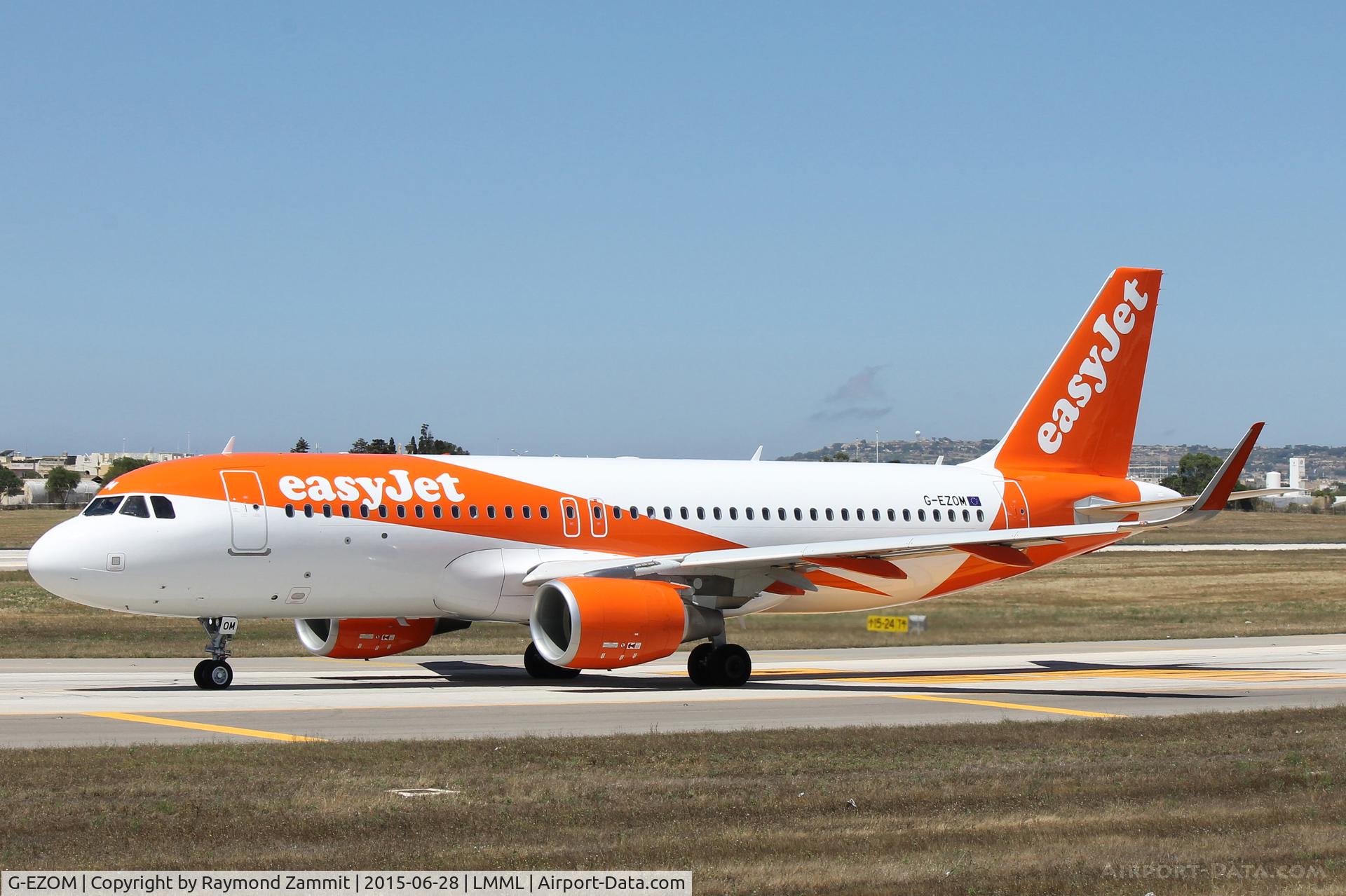 G-EZOM, 2015 Airbus A320-214 C/N 6587, A320 G-EZOM Easyjet