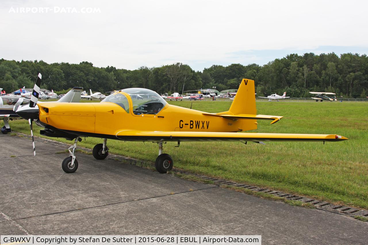 G-BWXV, 1997 Slingsby T-67M-260 Firefly C/N 2256, Ursel Avia 2015.